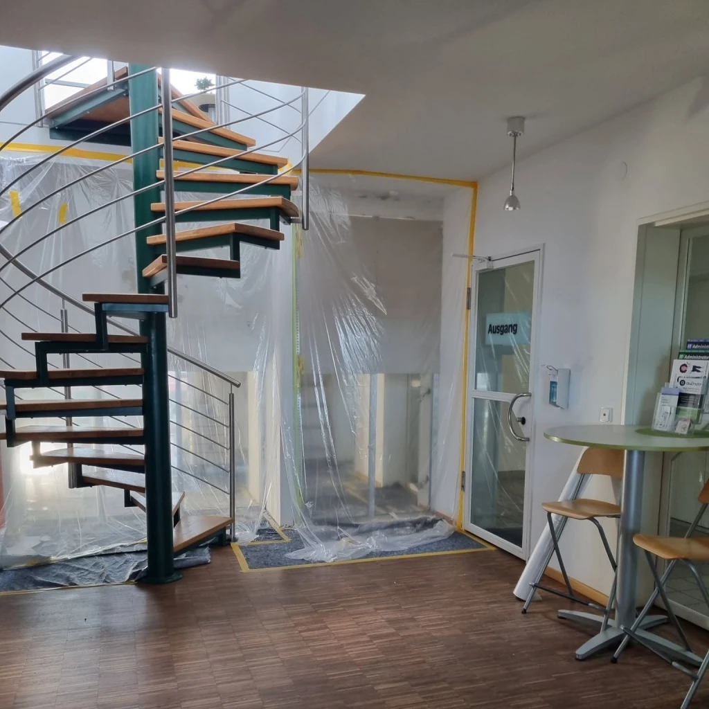 Umbau der Wendeltreppe zwischen den Etagen