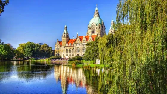 Netz-Weise - Eingang ins Gebäude